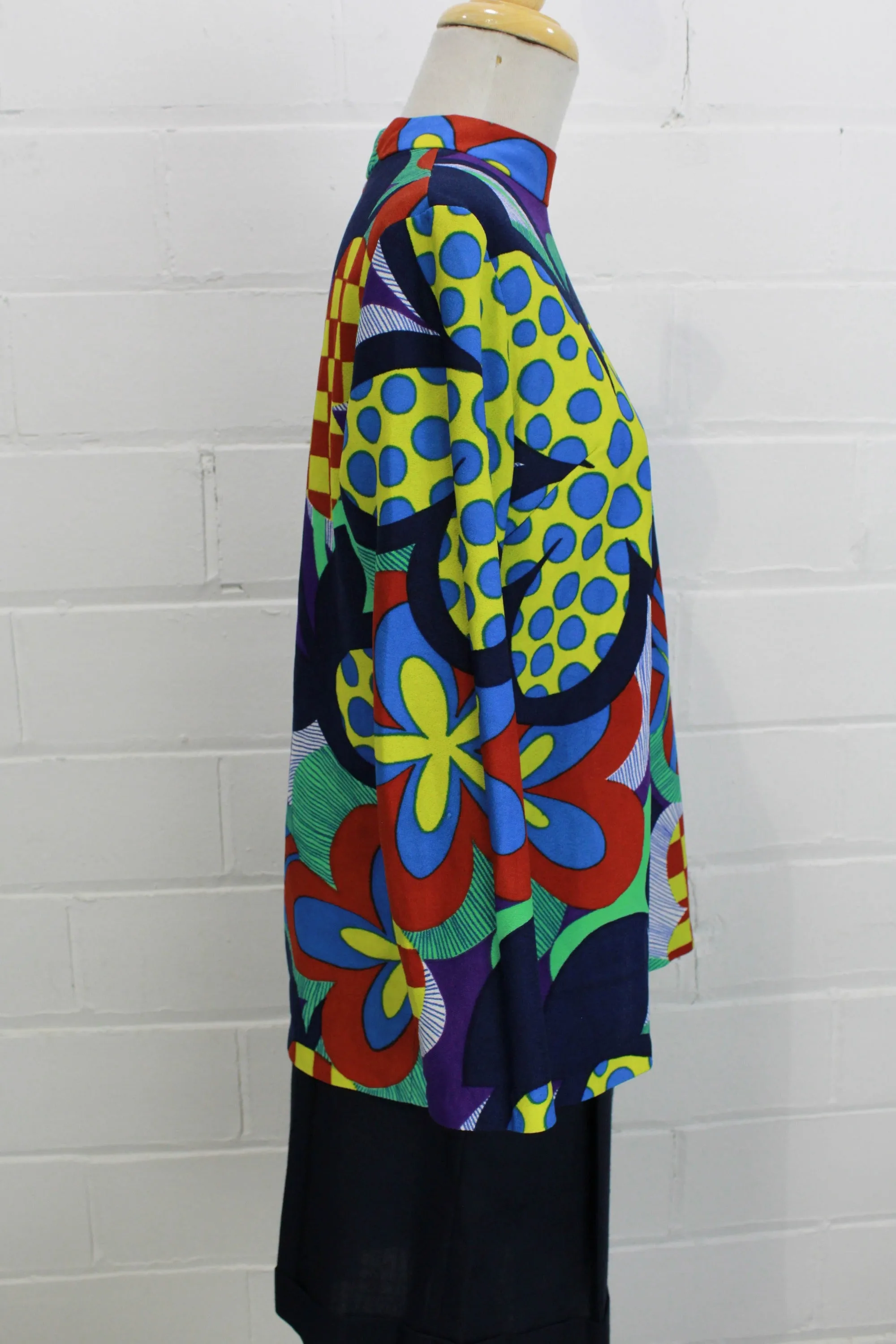 1970s Bold Flower Print Mockneck Top, Medium