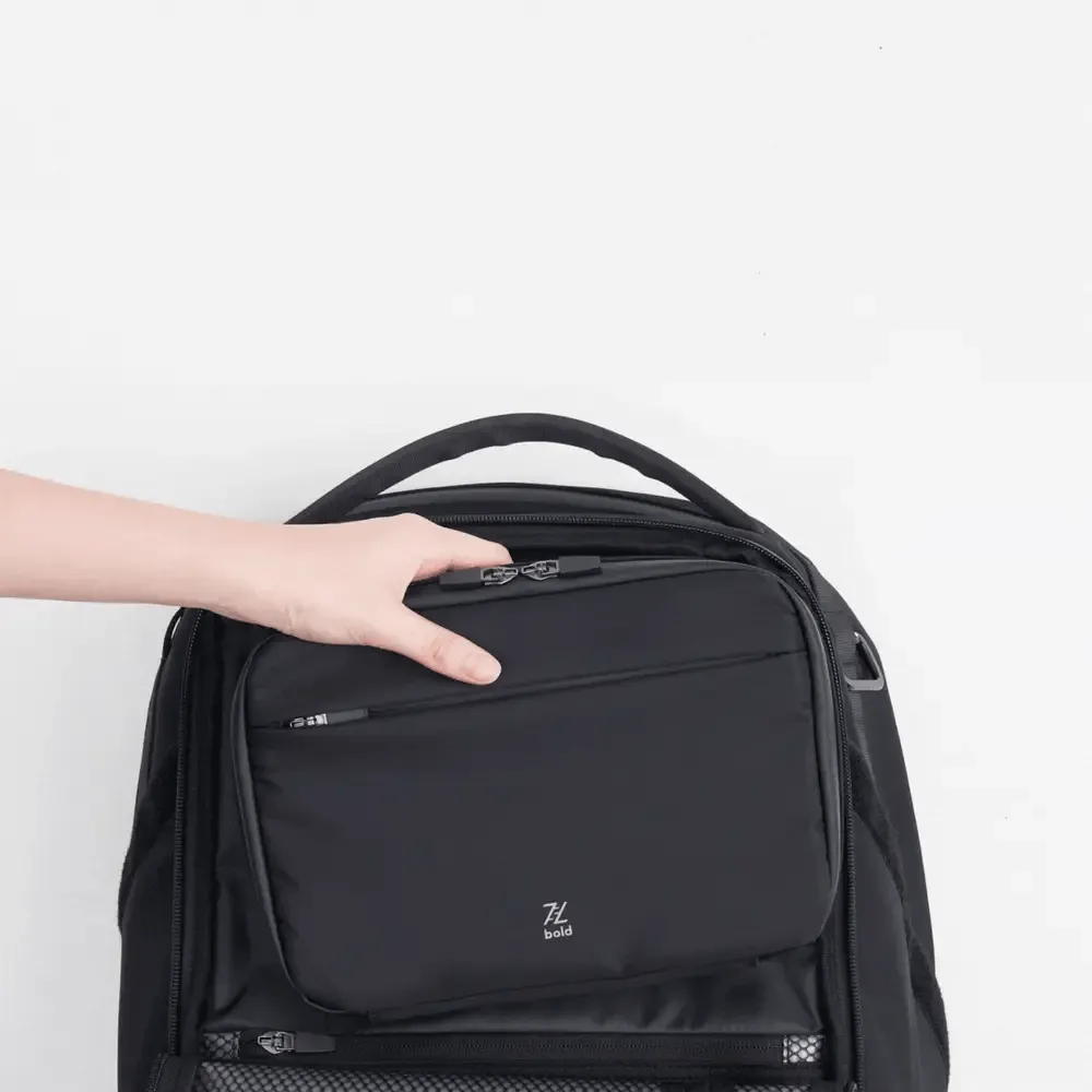 BOLD PYX: 24L Everyday/Travel Backpack in Raven Black Color