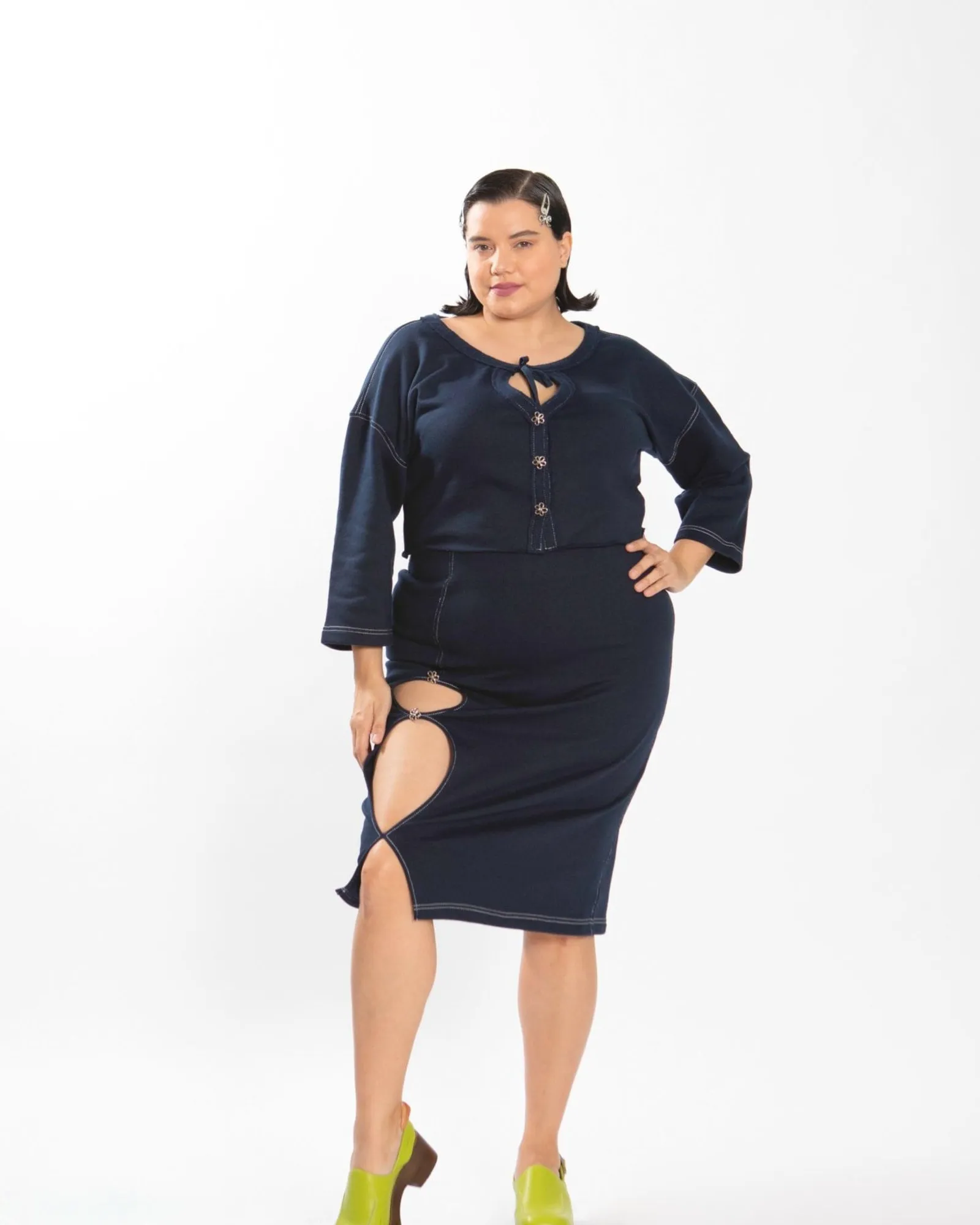 Flower Boxy Fleece Cardigan | NAVY