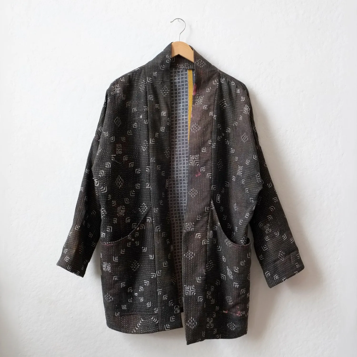 M Black with Embroidered Diamond Shapes Anoushka Jacket LL050