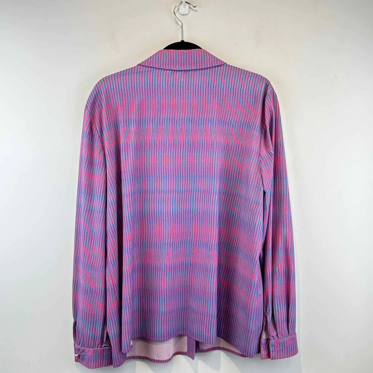 ST. JOHN LONGSLEEVE Abstract Lines Women's Women Size 14 Pink & Blue Blouse