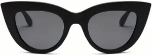 Women's Stylish Vintage Look Oversized Black Cat Eye Sunglasses